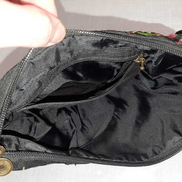 Stunning Embroidered Imported Handbag - Picture 7 of 7